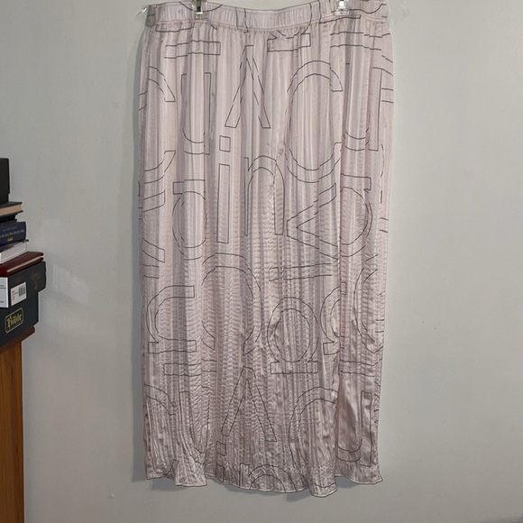 Calvin Klein Cream Maxi Skirt - Picture 10 of 14